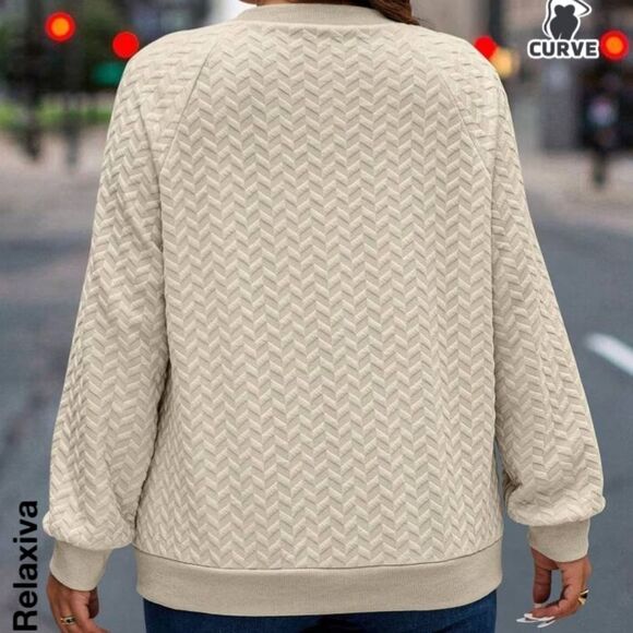 Textured Crew Neck Sweatshirt (0519) - Picture 6 of 7